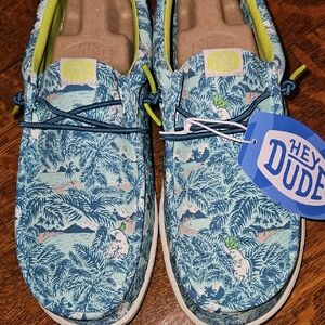 Hey Dude Wally H2O Mens SZ 9